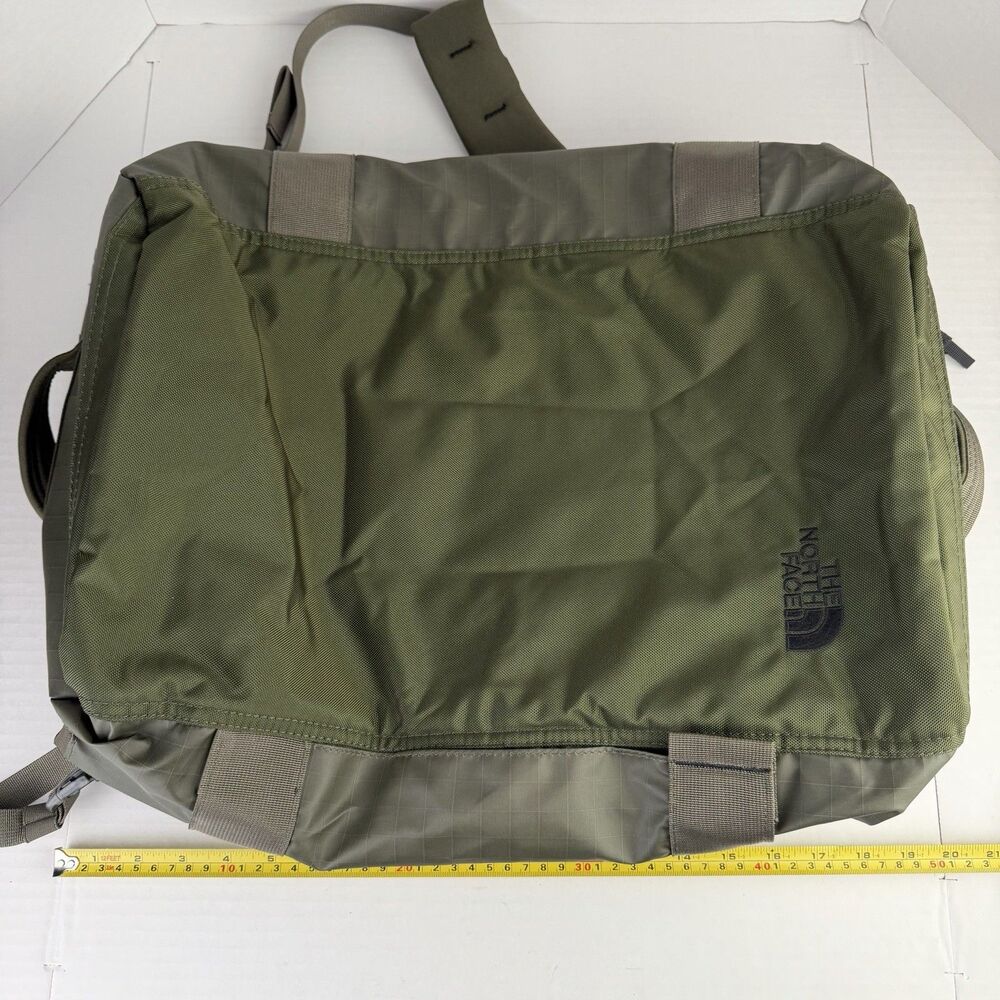 The North Face Base Camp Voyager 32L Duffel Bag Taupe Green Backpack - Picture 15 of 16